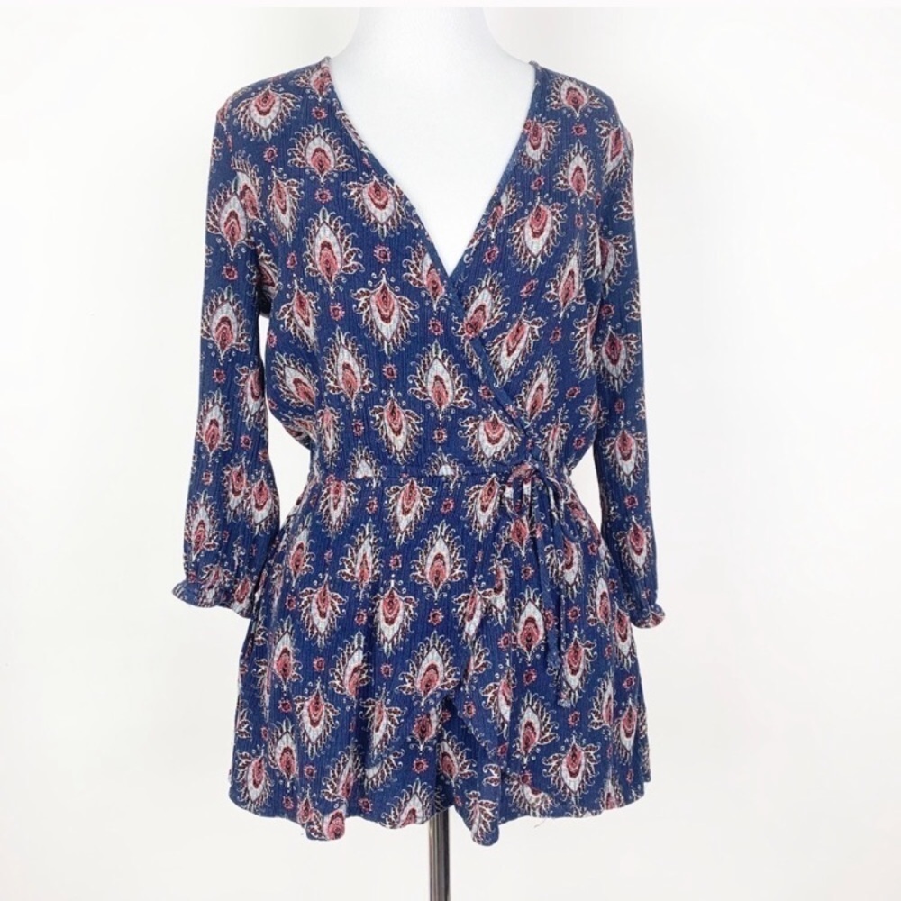 Band of Gypsies Long Sleeve Romper Small Blue Peacock Print Shorts